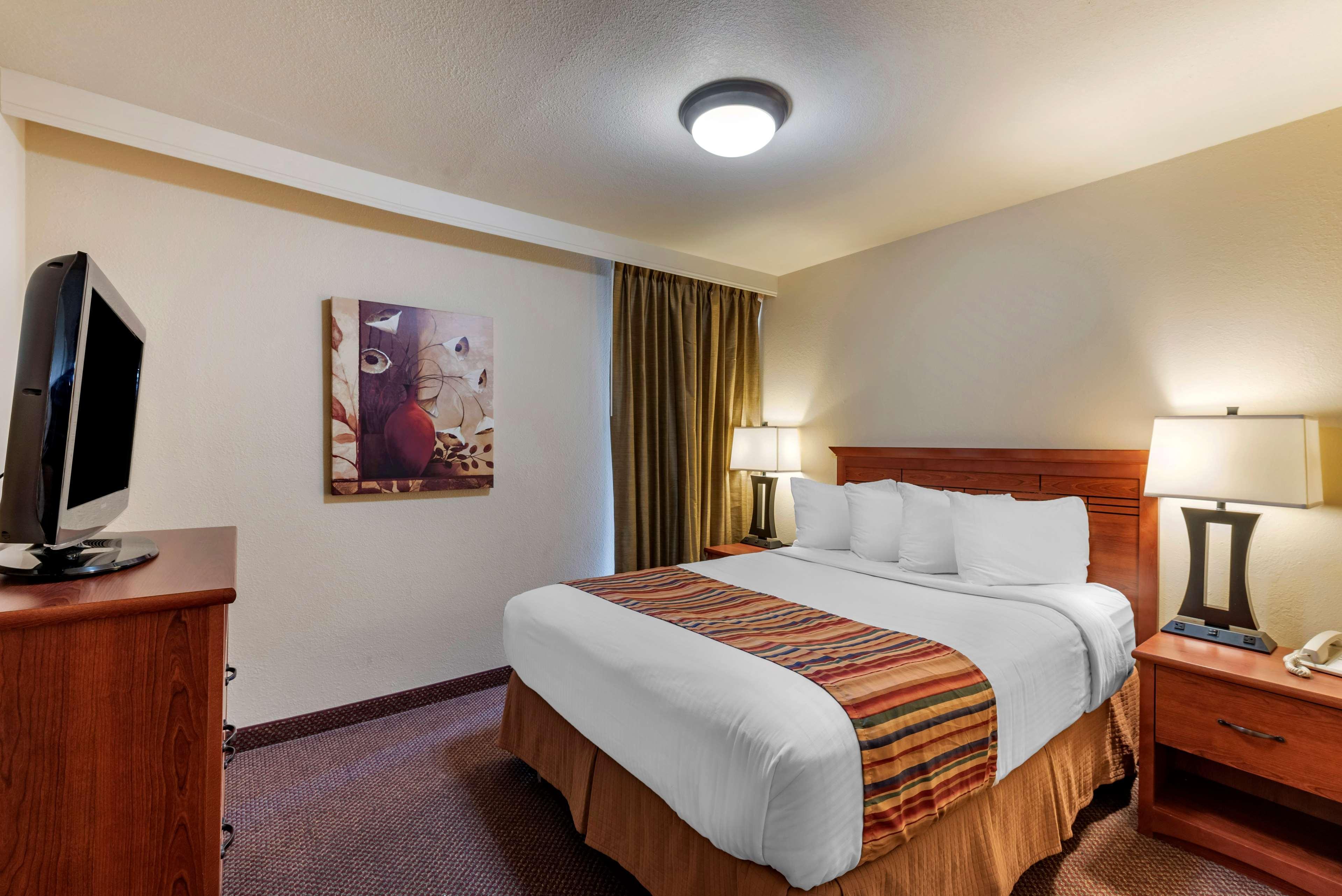 Best Western Sherwood Inn Clarksville Exteriör bild