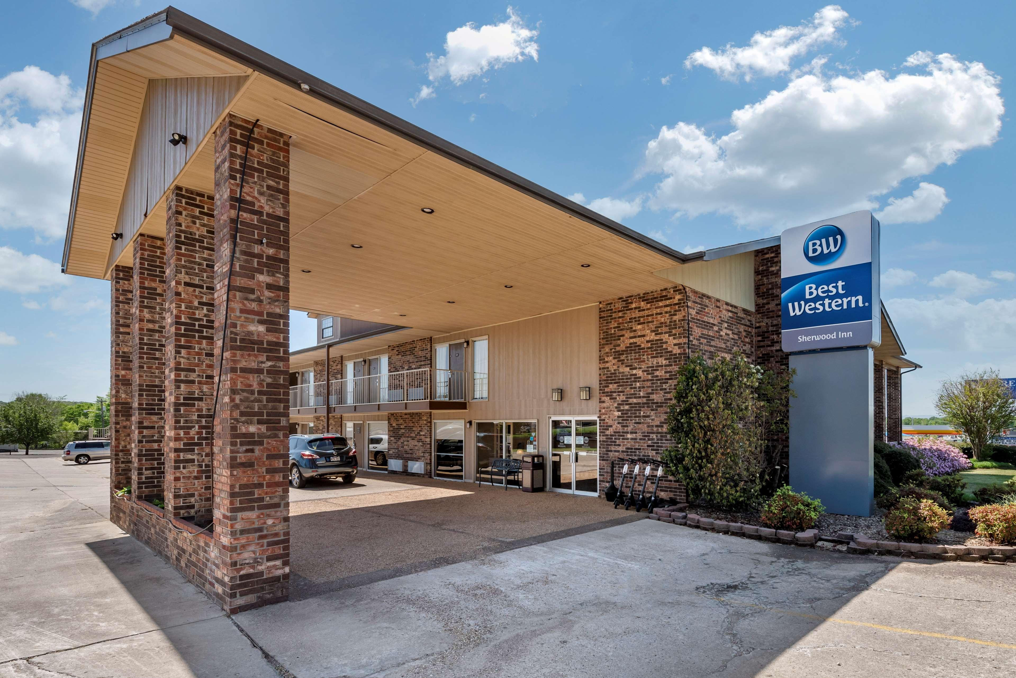 Best Western Sherwood Inn Clarksville Exteriör bild