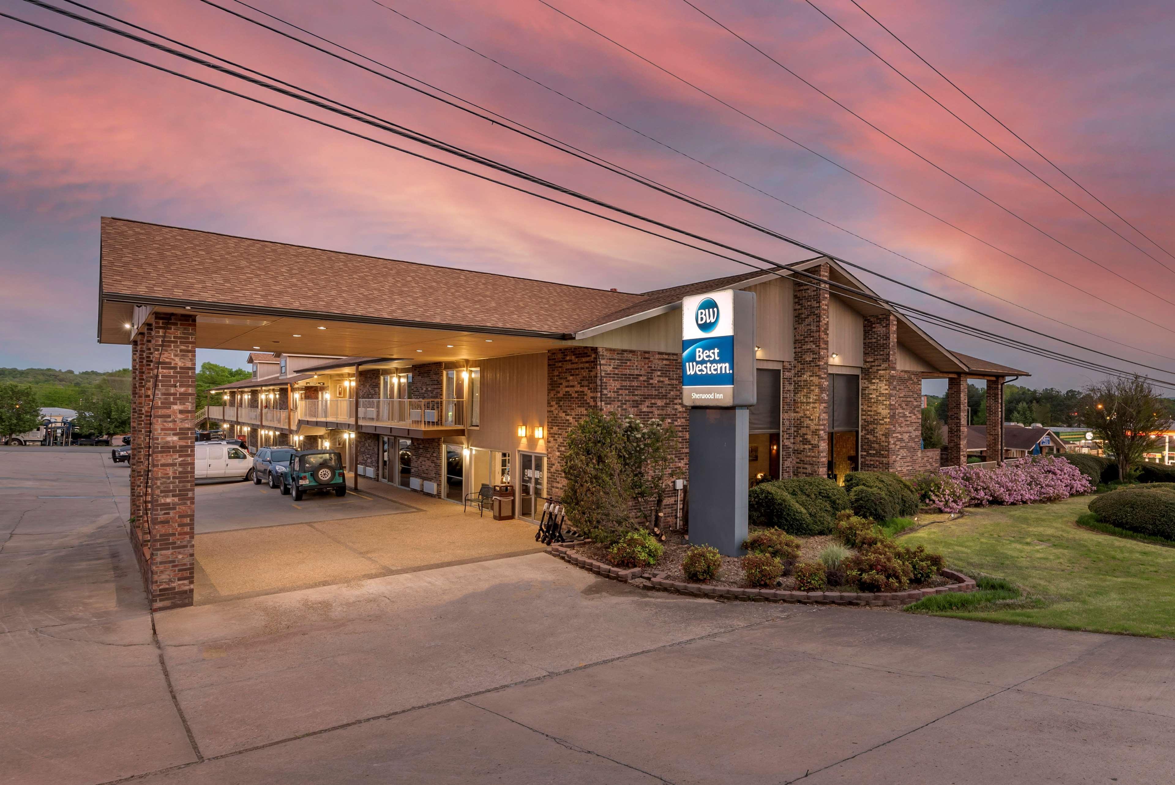 Best Western Sherwood Inn Clarksville Exteriör bild