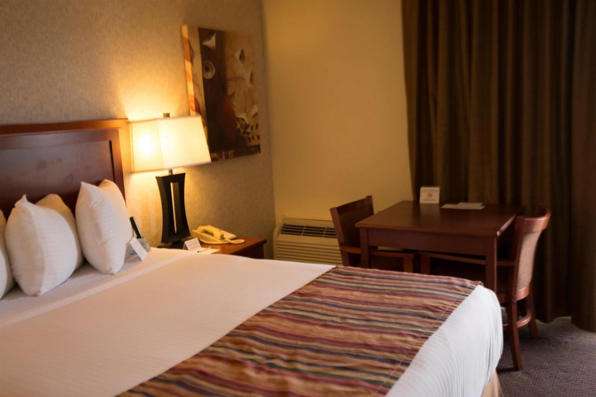 Best Western Sherwood Inn Clarksville Exteriör bild